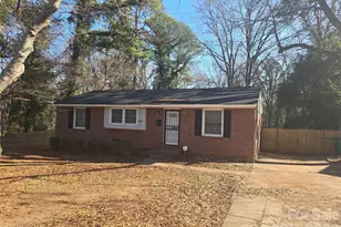 3301 Revolution Pk Dr, Charlotte, NC 28217 - Photo 15