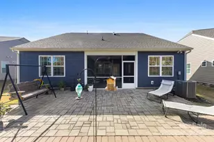 129 Picasso Trl, Mount Holly, NC 28120 - Photo 39