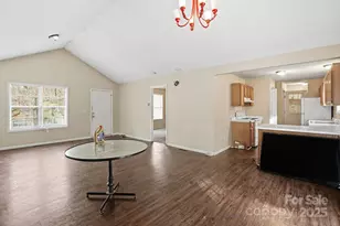6600 Cool Water Ct, Charlotte, NC 28215 - Photo 5