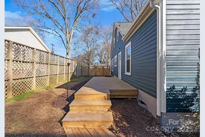 143 E Stewart Avenue, Mooresville, NC 28115 - Photo 9