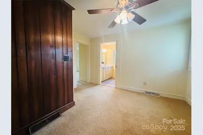 9143 S Nc Highway 150 Highway, Linwood, NC 27299 - Photo 13