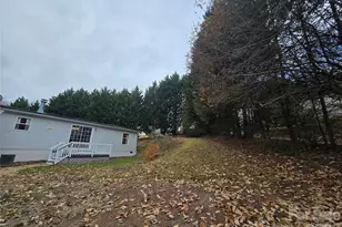 71 London Ln, Clyde, NC 28721 - Photo 5