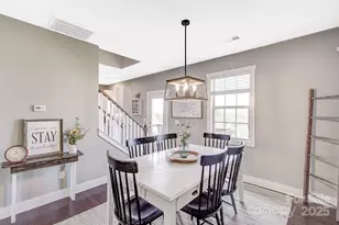 689 Cardwell Ln, Fletcher, NC 28732 - Photo 7