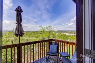 689 Cardwell Ln, Fletcher, NC 28732 - Photo 15