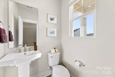 9722 Munsing Drive, Charlotte, NC 28269 - Photo 11