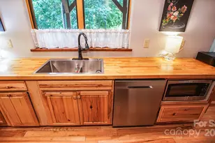 1048 S River Rd, Sylva, NC 28779 - Photo 9