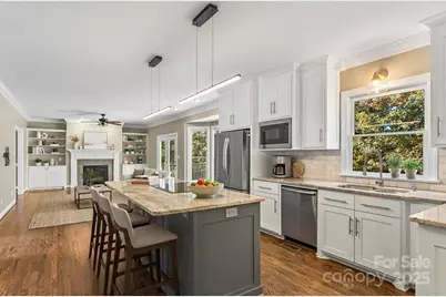 1131 38th Avenue NE, Hickory, NC 28601 - Photo 5