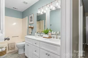 1131 38th Ave NE, Hickory, NC 28601 - Photo 15