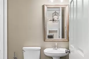 1131 38th Ave NE, Hickory, NC 28601 - Photo 9