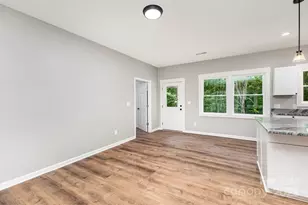 627 West Main Ext, Lincolnton, NC 28092 - Photo 11