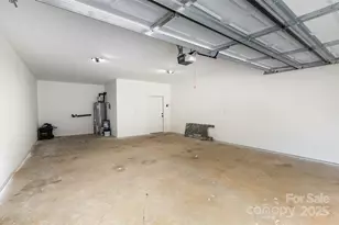 627 West Main Ext, Lincolnton, NC 28092 - Photo 23