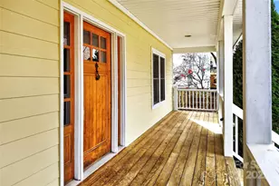 113 Craggy St, Black Mountain, NC 28711 - Photo 5