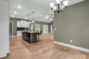 140 Cv Crst Dr, Rutherfordton, NC 28139 - Photo 15