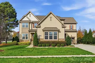 301 Pecan Rdg Ct, Weddington, NC 28104 - Photo 1