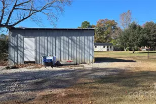 1637 Jim McCarter Road N, Clover, SC 29710 - Photo 35