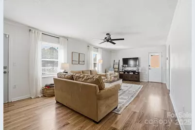 1637 Jim McCarter Road N, Clover, SC 29710 - Photo 5