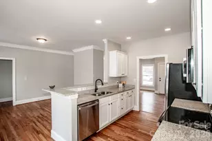 146 Valley Glen Dr, Troutman, NC 28166 - Photo 17