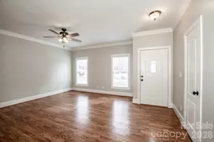 146 Valley Glen Dr, Troutman, NC 28166 - Photo 7