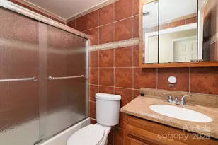 4926 Harri Ann Dr, Charlotte, NC 28227 - Photo 15