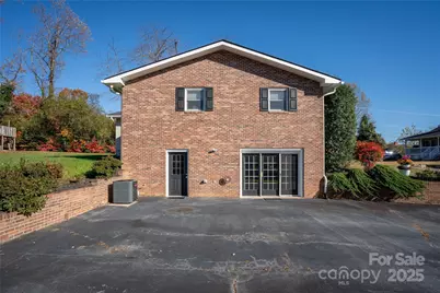 71 Bristol Lane, Hendersonville, NC 28792 - Photo 39