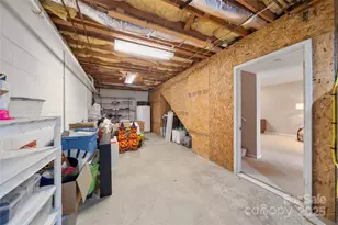 71 Bristol Ln, Hendersonville, NC 28792 - Photo 37