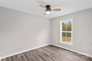 1910 Joe Rd, Statesville, NC 28625 - Photo 23