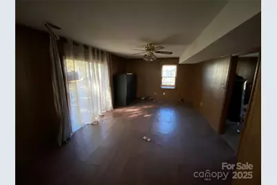 305 Red Roan Place, Charlotte, NC 28215 - Photo 29