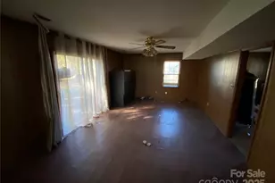 305 Red Roan Pl, Charlotte, NC 28215 - Photo 29