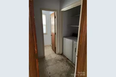 305 Red Roan Place, Charlotte, NC 28215 - Photo 33