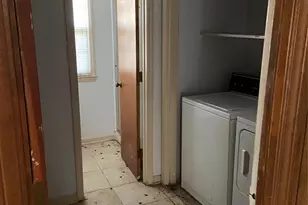 305 Red Roan Pl, Charlotte, NC 28215 - Photo 33