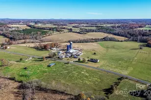 334 Myers Mill Rd, Statesville, NC 28625 - Photo 3