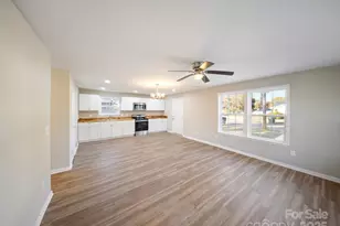 552 Locust St, Rock Hill, SC 29730 - Photo 5