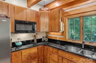 113 Mountain Cove Rd, Waynesville, NC 28786 - Photo 7