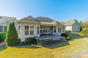 15016 High Bluff Ct, Charlotte, NC 28278 - Photo 35