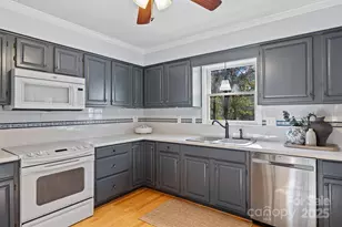 6515 Carmel Hills Dr, Charlotte, NC 28226 - Photo 17