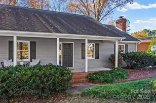 6515 Carmel Hills Dr, Charlotte, NC 28226 - Photo 3