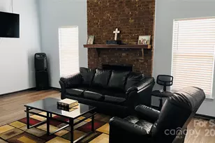 4712 Harri Ann Dr, Charlotte, NC 28227 - Photo 3