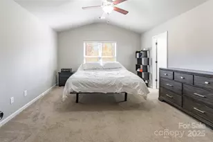 3228 McGee Hl Dr, Charlotte, NC 28216 - Photo 27