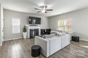 3228 McGee Hl Dr, Charlotte, NC 28216 - Photo 5