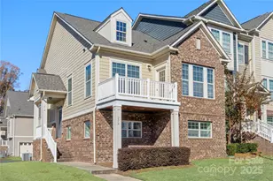 214 Butterfly Pl, Fort Mill, SC 29708 - Photo 3