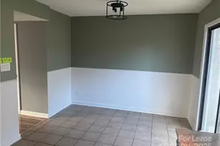 1425 20th Ave, Hickory, NC 28601 - Photo 9