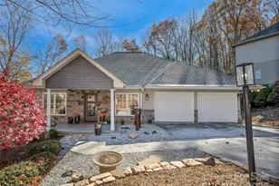 2508 Carriage Falls Ct, Hendersonville, NC 28791 - Photo 3