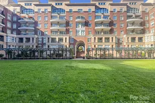 400 N Church St, Charlotte, NC 28202 - Photo 1