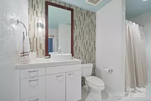 400 N Church St, Charlotte, NC 28202 - Photo 29