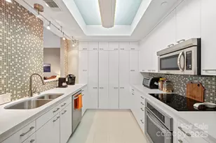 400 N Church St, Charlotte, NC 28202 - Photo 15