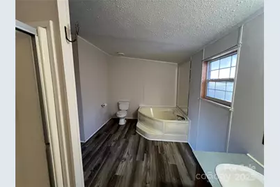 11 Beech Crest Rise None, Leicester, NC 28748 - Photo 7