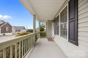 18 Trillium Meadows Ln, Hendersonville, NC 28792 - Photo 5
