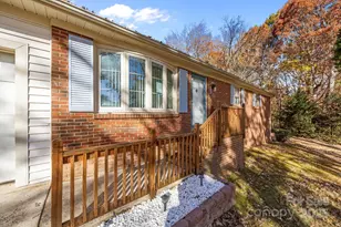 4007 Brookstone Ct, Gastonia, NC 28052 - Photo 3