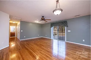 112 Meadowcreek Dr, Hudson, NC 28638 - Photo 15