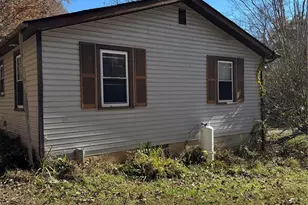 90 Buchanan Dr, Fletcher, NC 28732 - Photo 5